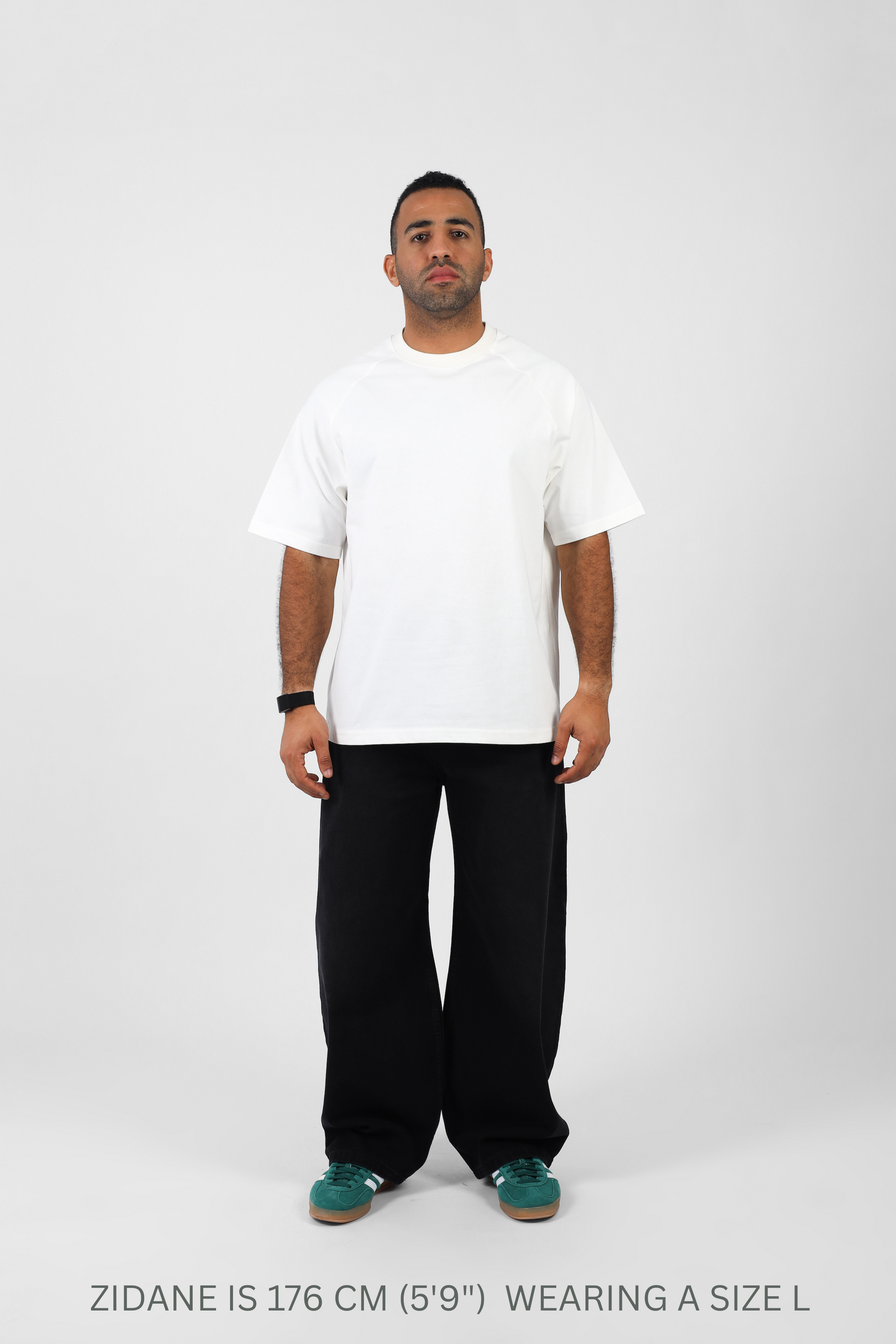 "WHITE CANVAS" - Raglan T-shirt