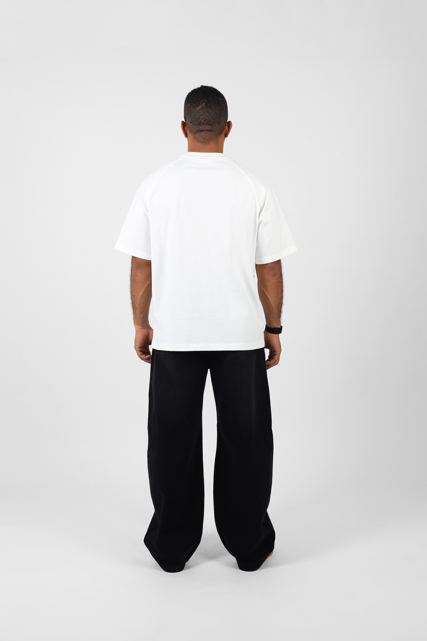 "WHITE CANVAS" - Raglan T-shirt